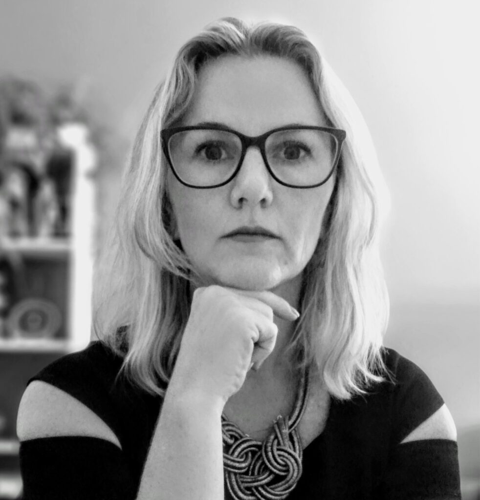 Adriana Leipnitz Hertcert em seu consultório de psicologia